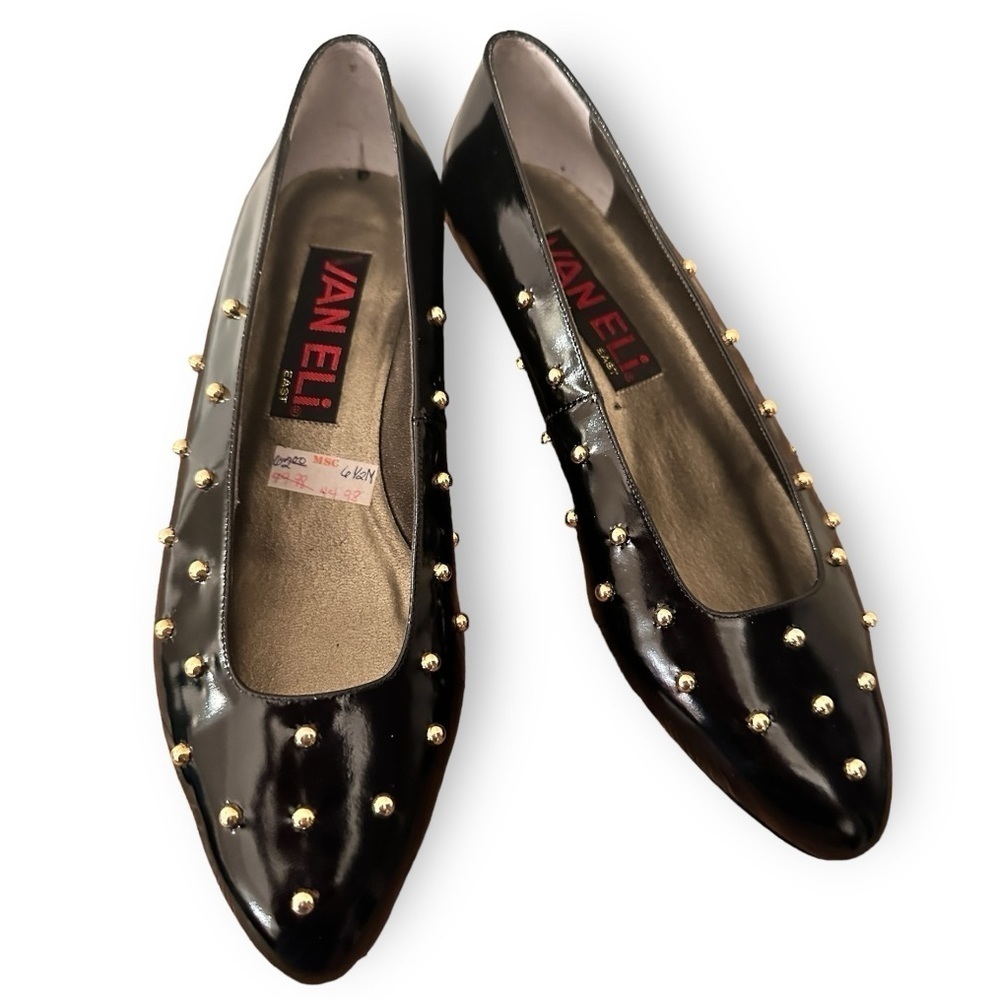 Vintage Vaneli Black Patent Leather Shoes with Gold Studs Size 6.5 Brand New!